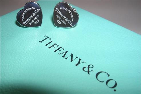 Tiffany’s Q1 Numbers Prove Less than Jewels 